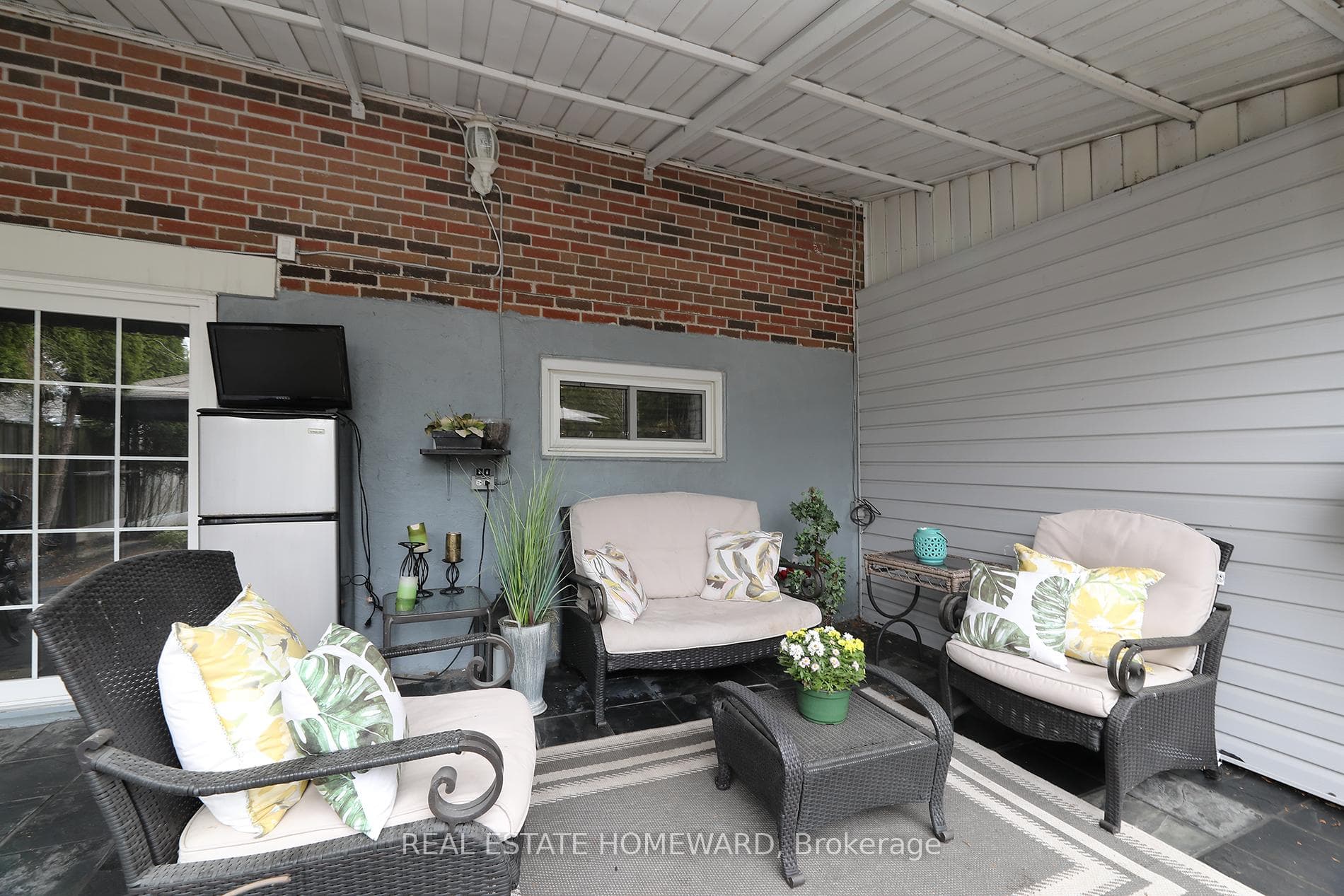 34 Mystic Avenue photo 37