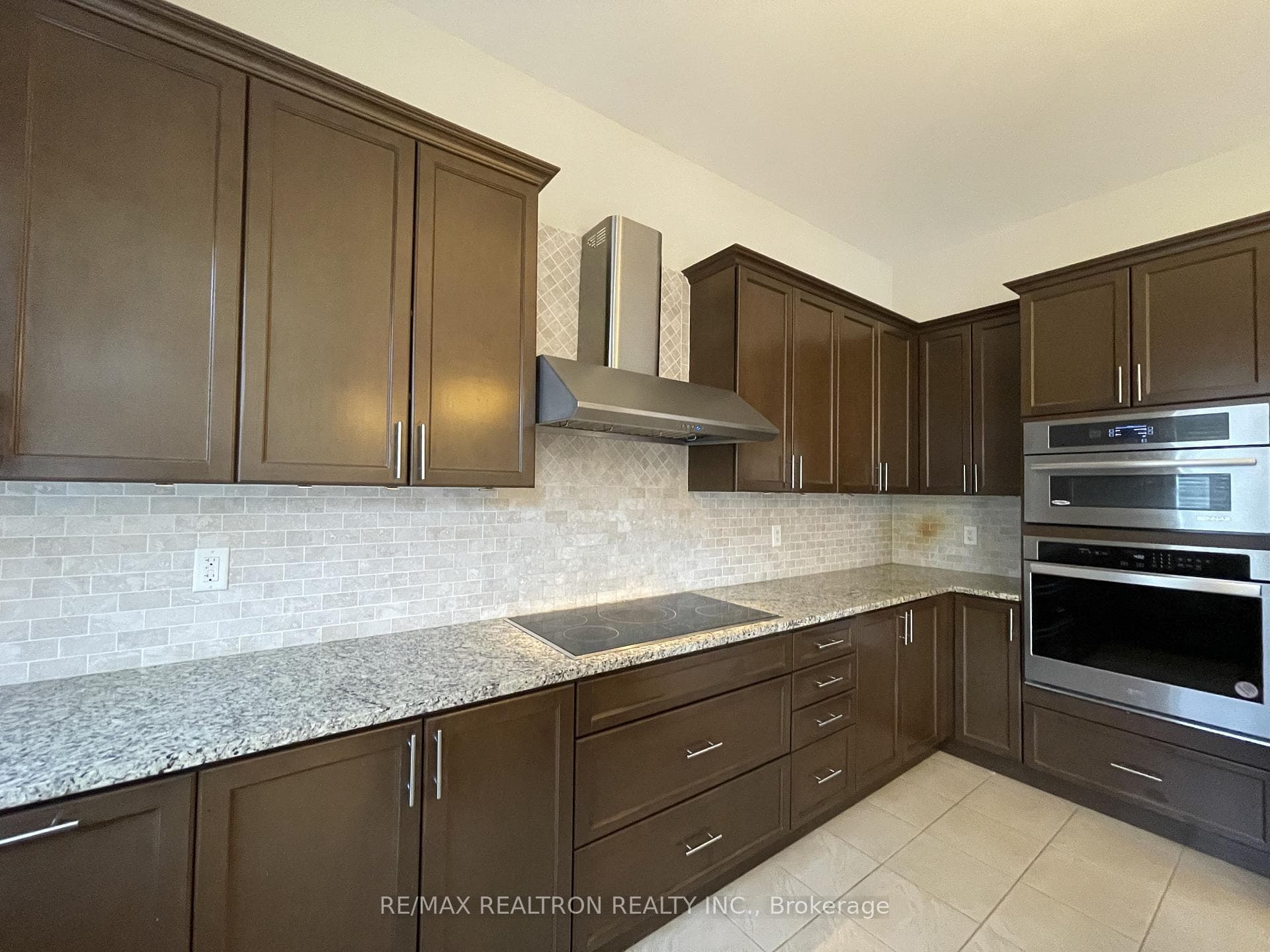 51 Gracedale Drive photo 5