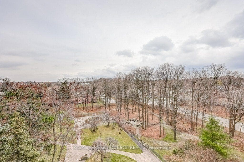 121 Ling Road Unit 601 photo 35