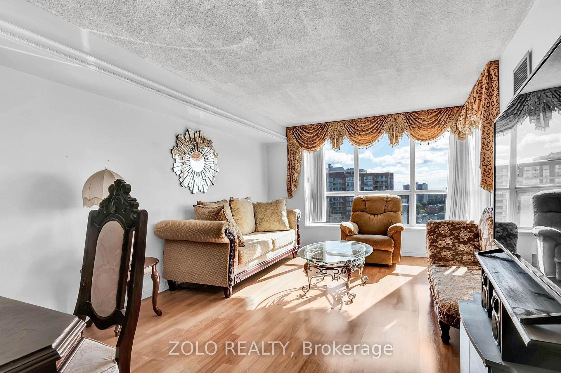 430 Mclevin Avenue Unit 1708 photo 7