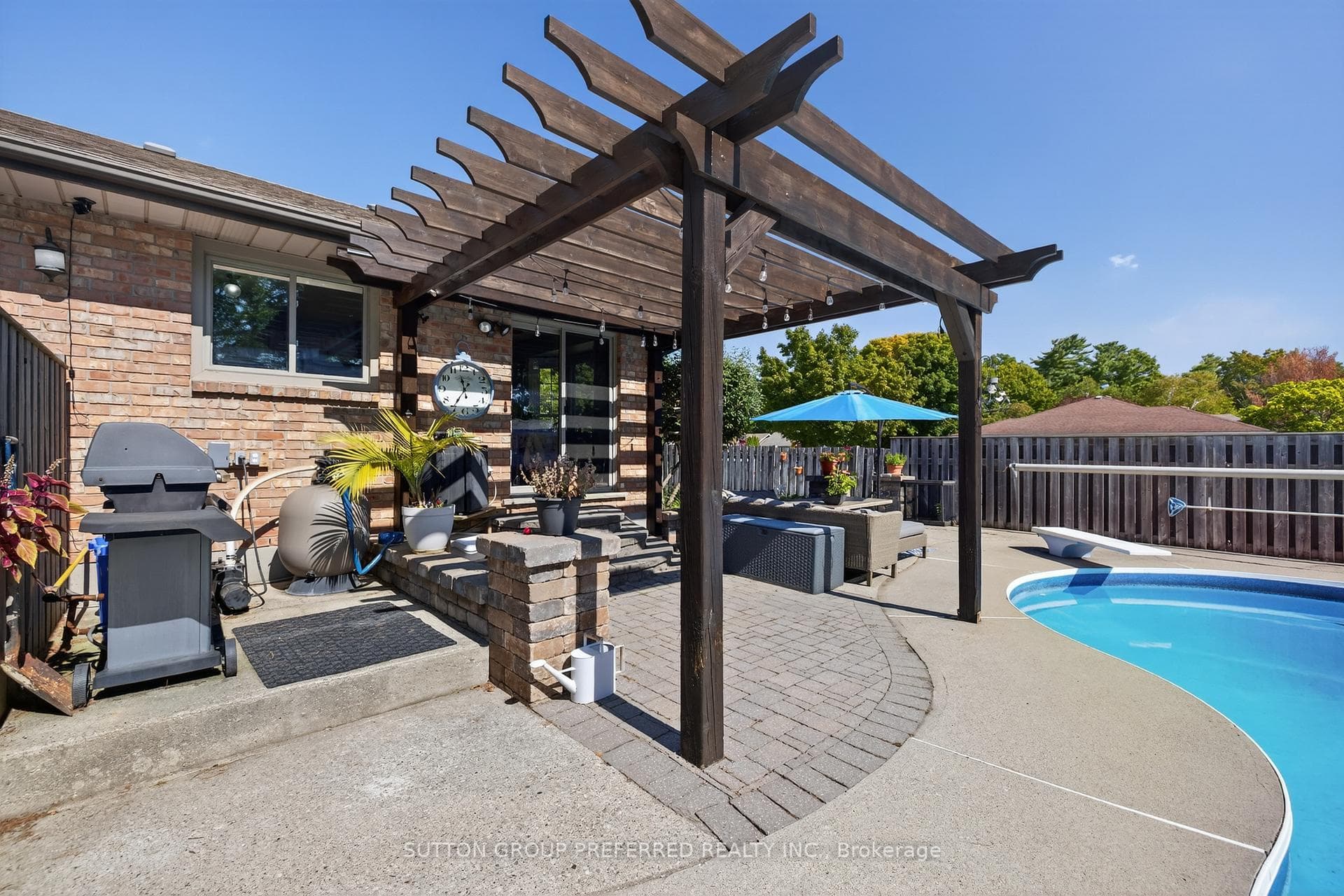 17 Clear Valley Drive photo 41