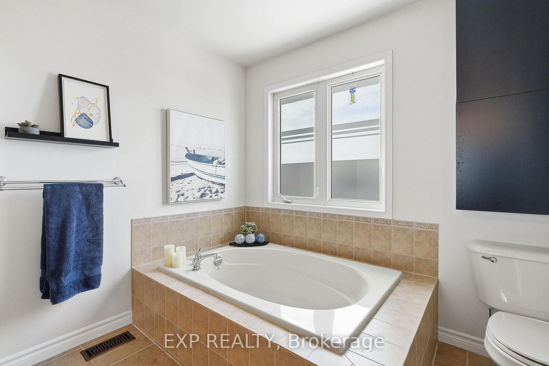 Ensuite Soaker Tub
