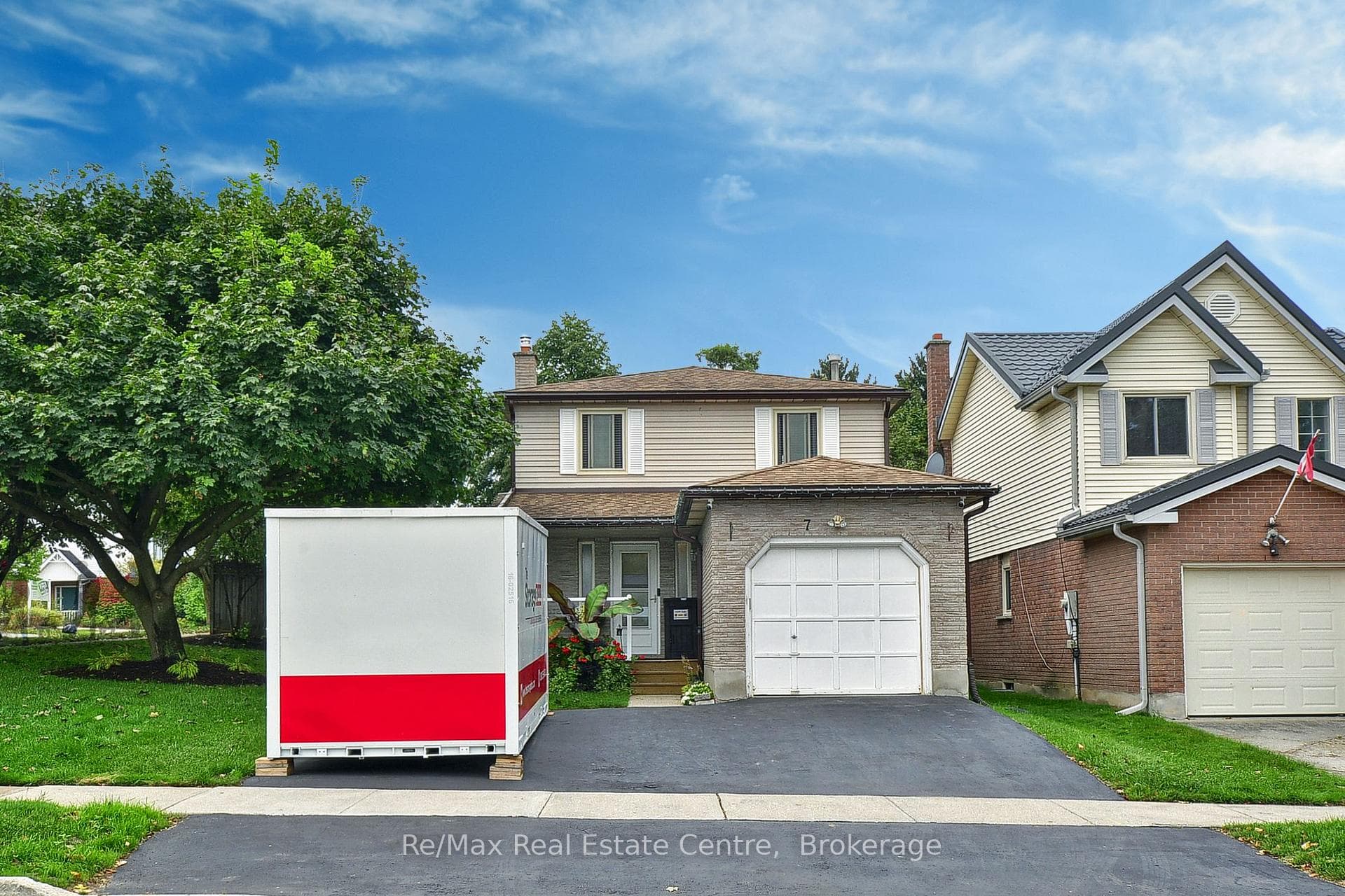 7 Wycliffe Place photo 1