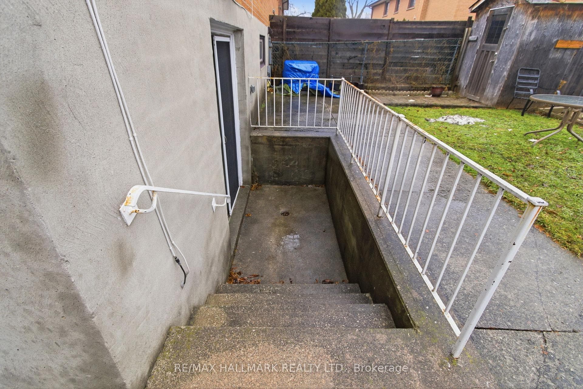 397 Archdekin Drive photo 37