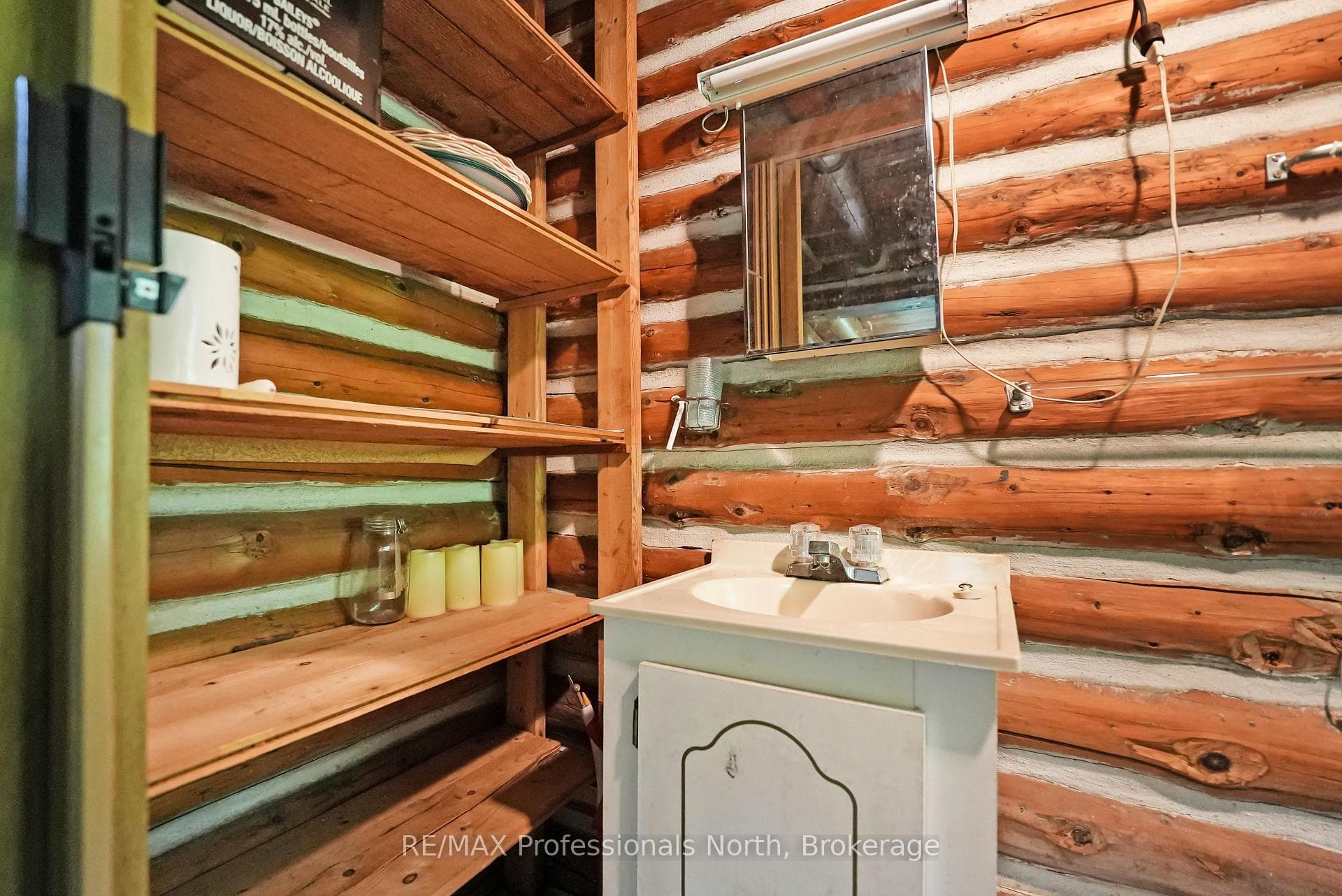 1358 Grace River Road photo 23