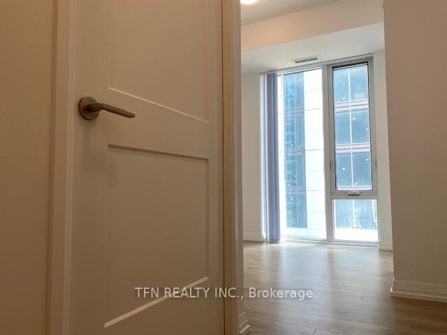 8 Widmer Street Unit 1805 photo 10