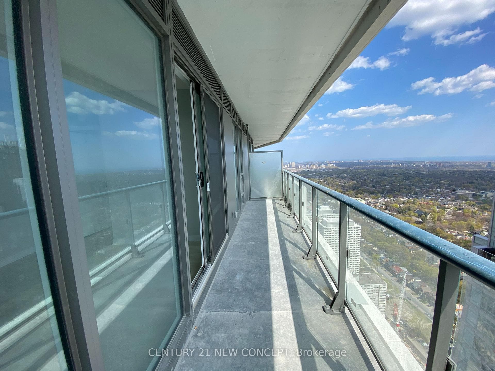 2221 Yonge Street Unit 5006 photo 25