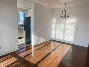 310 Red Maple Road Unit 1204 photo 3