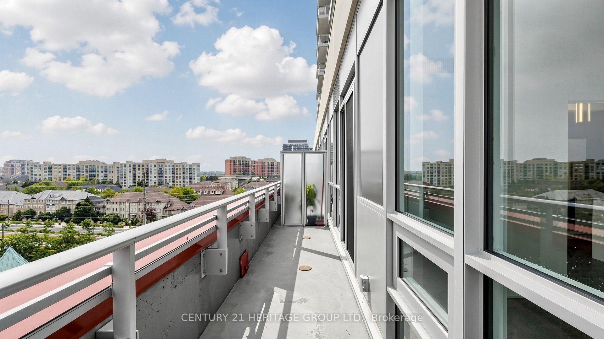 8888 Yonge Street Unit 718 photo 37