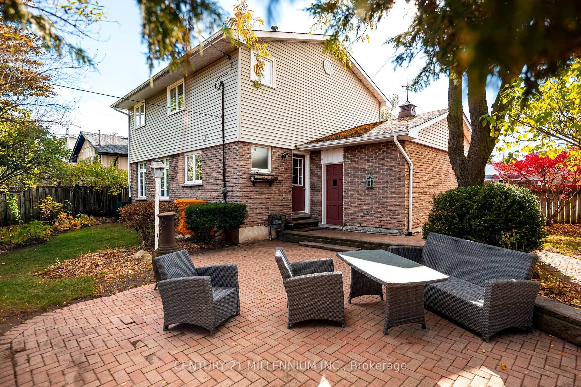 9 Erindale Avenue photo 27
