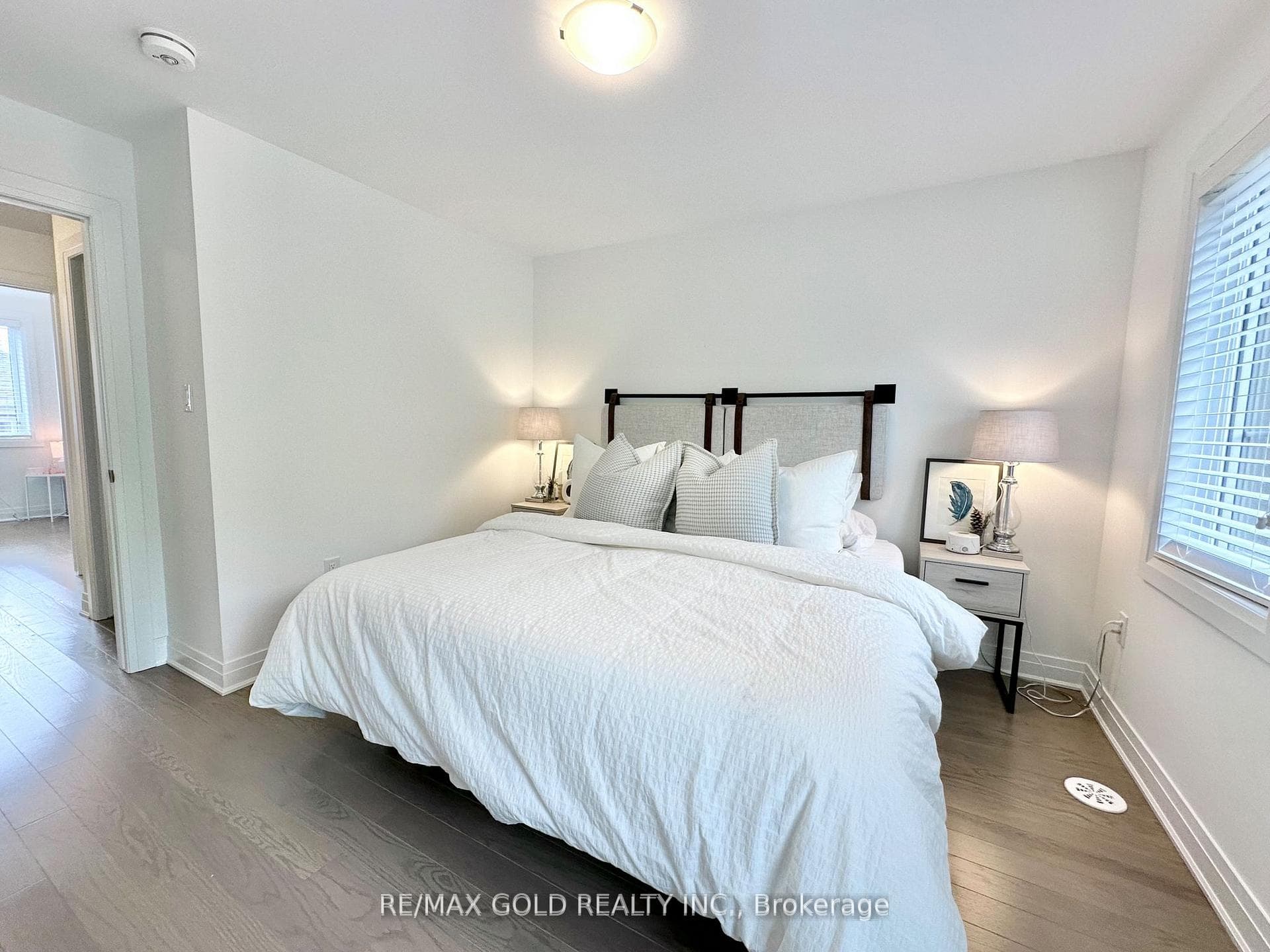 4076 Kadic Terrace photo 31