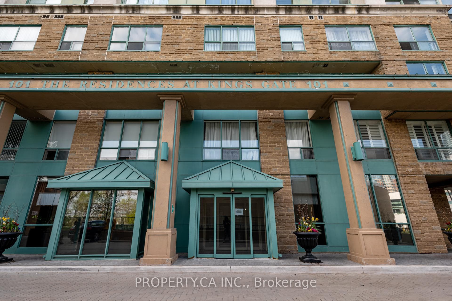 101 Subway Crescent Unit 1412 photo 17