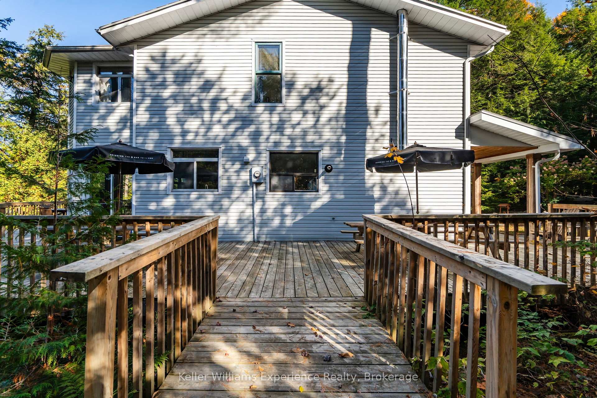 19 Huron Trail photo 37