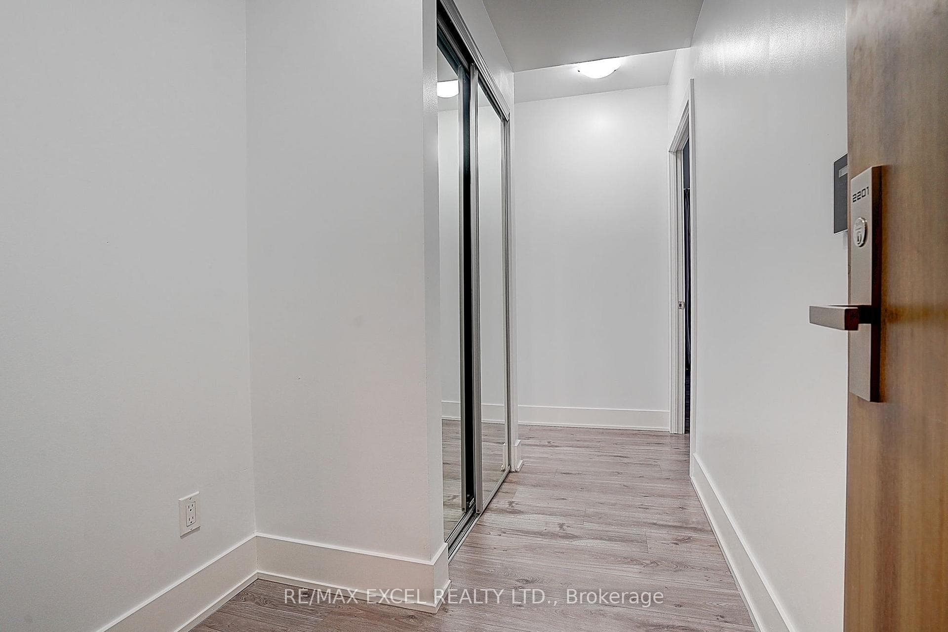 200 Bloor Street Unit 2201 photo 13