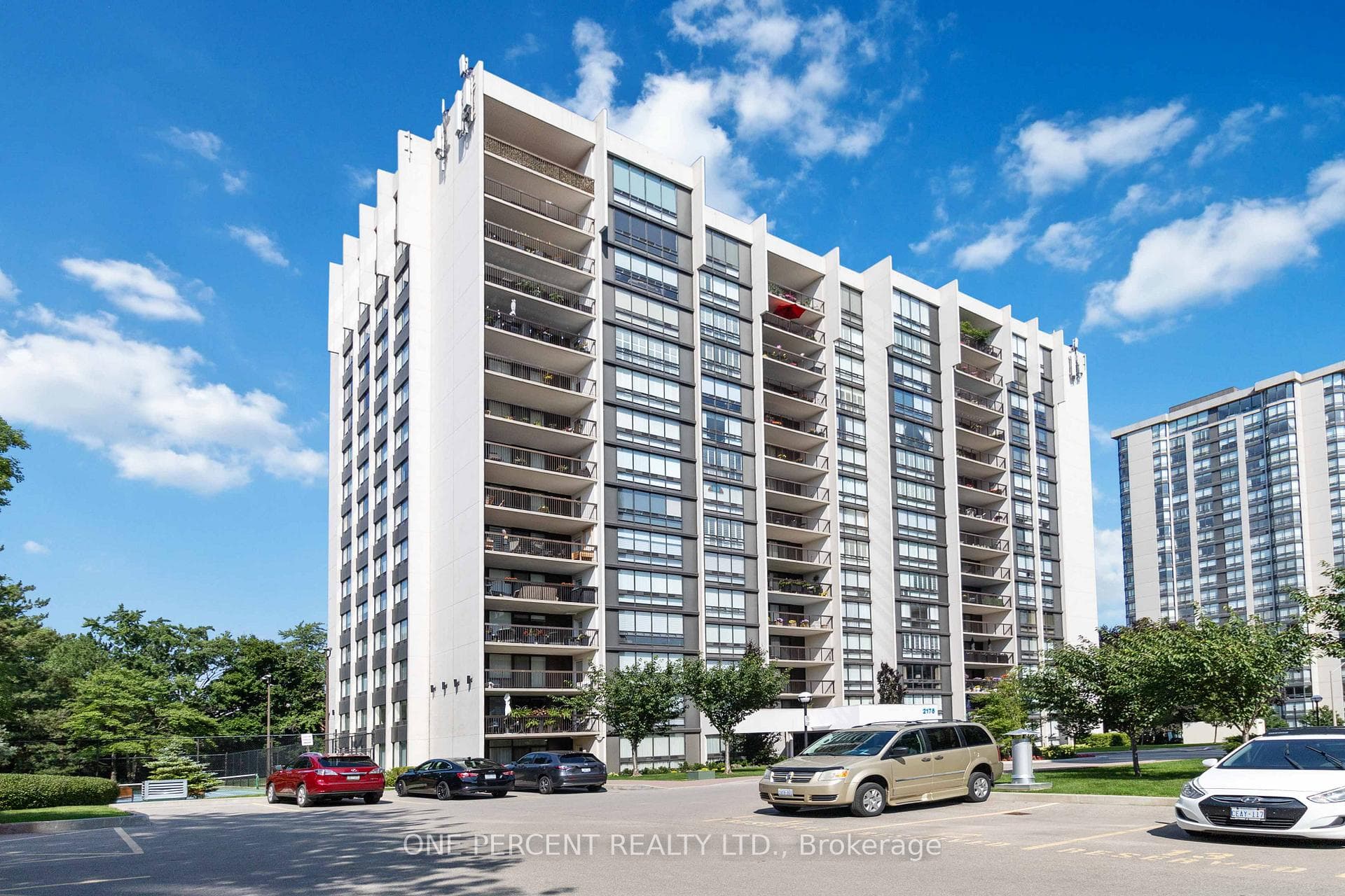 2175 Marine Drive Unit 305 photo 1
