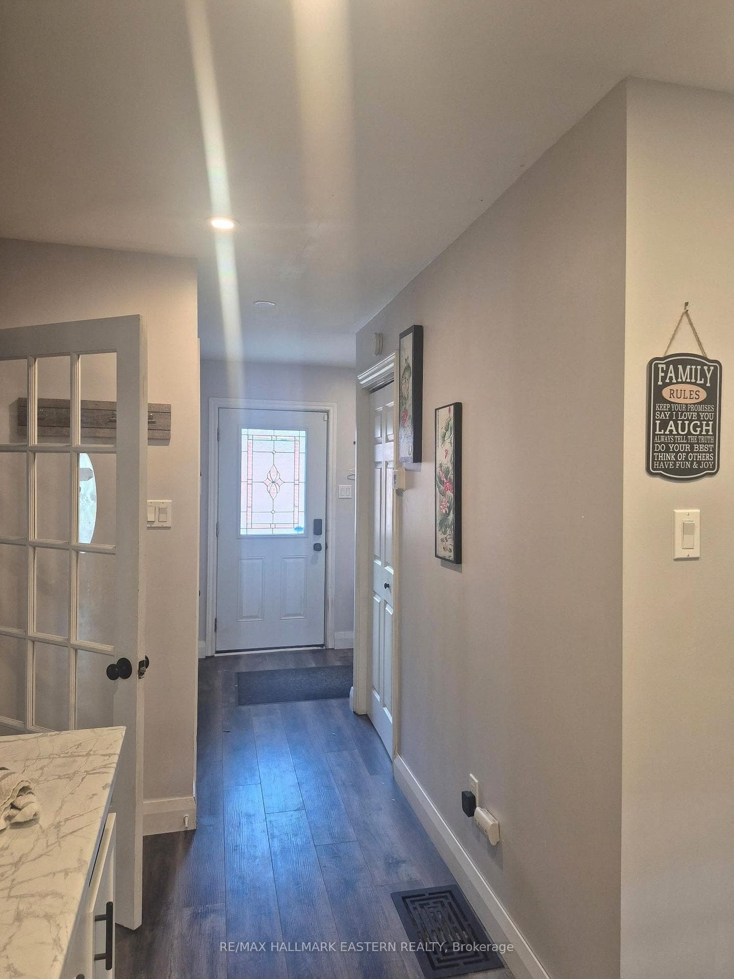 779 Chamberlain Street photo 2