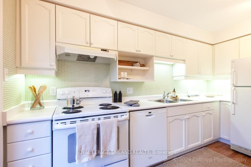 505 Proudfoot Lane Unit 6 photo 7