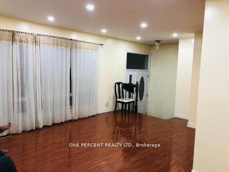 32 Caddy Drive photo 2