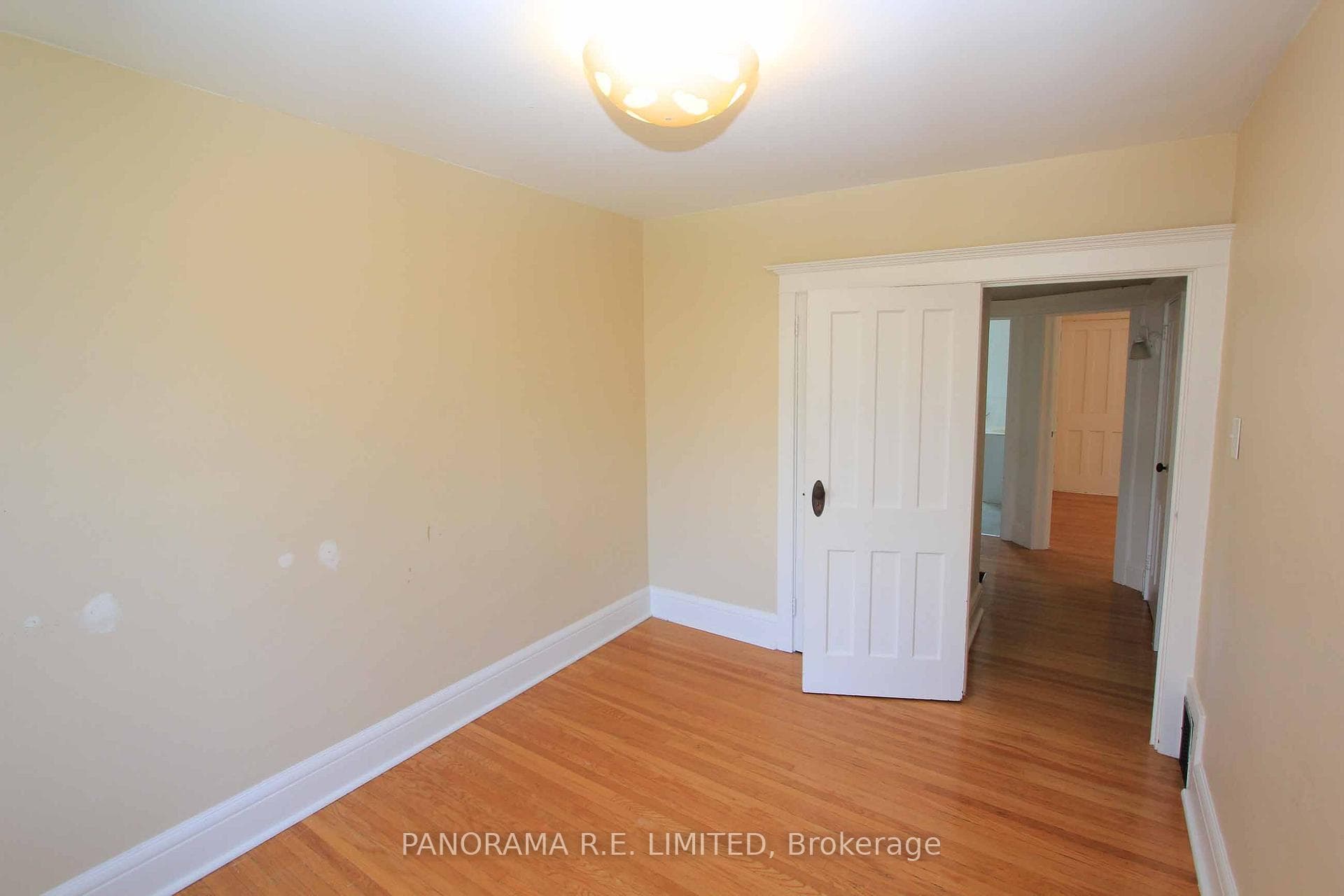 85 Geoffrey Street photo 8