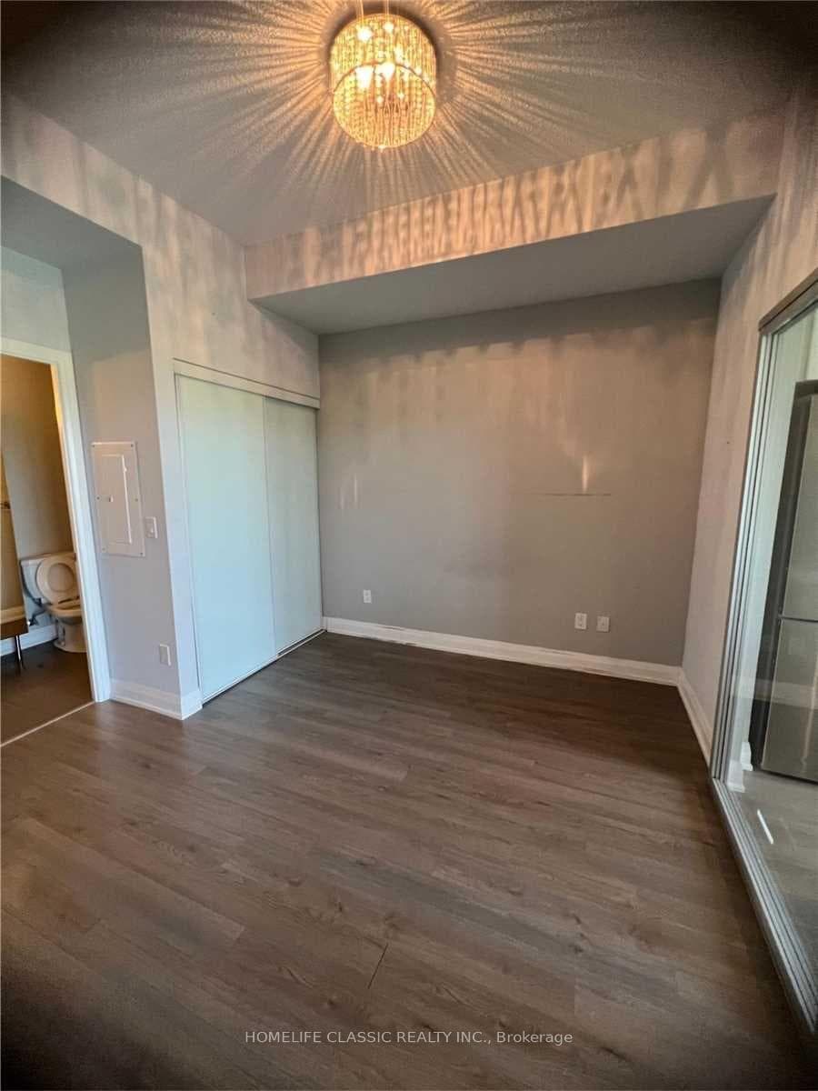 8763 Bayview Avenue Unit 630 photo 7