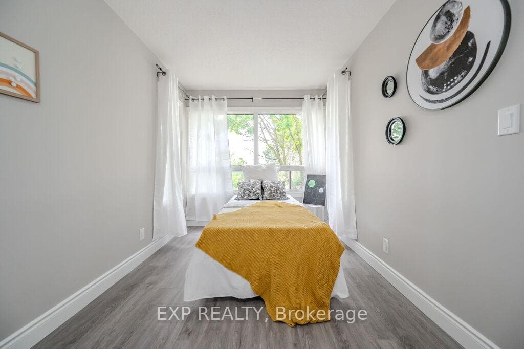 30 Hugo Crescent Unit 210 photo 27