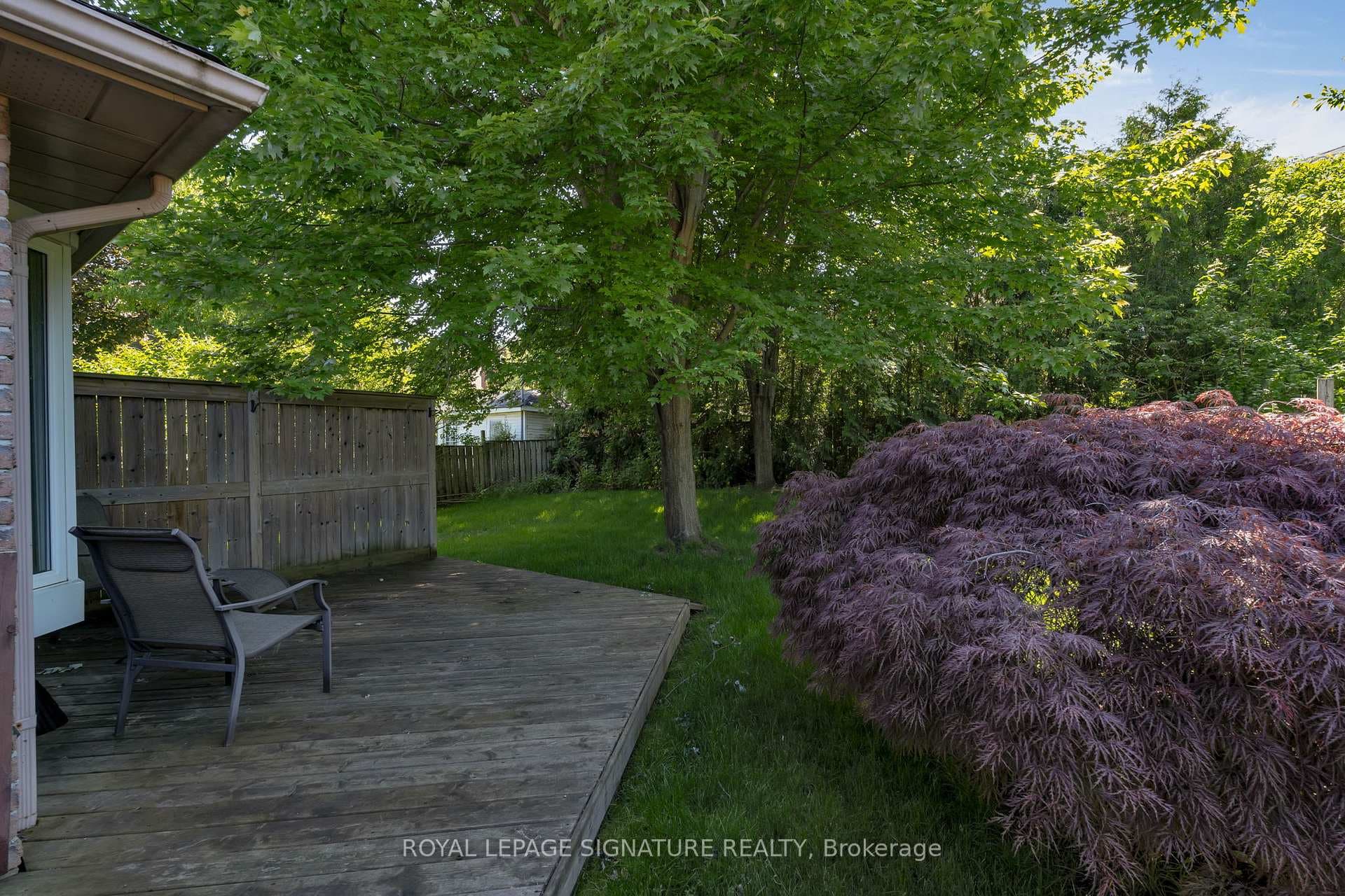 182 Melbourne Drive photo 37