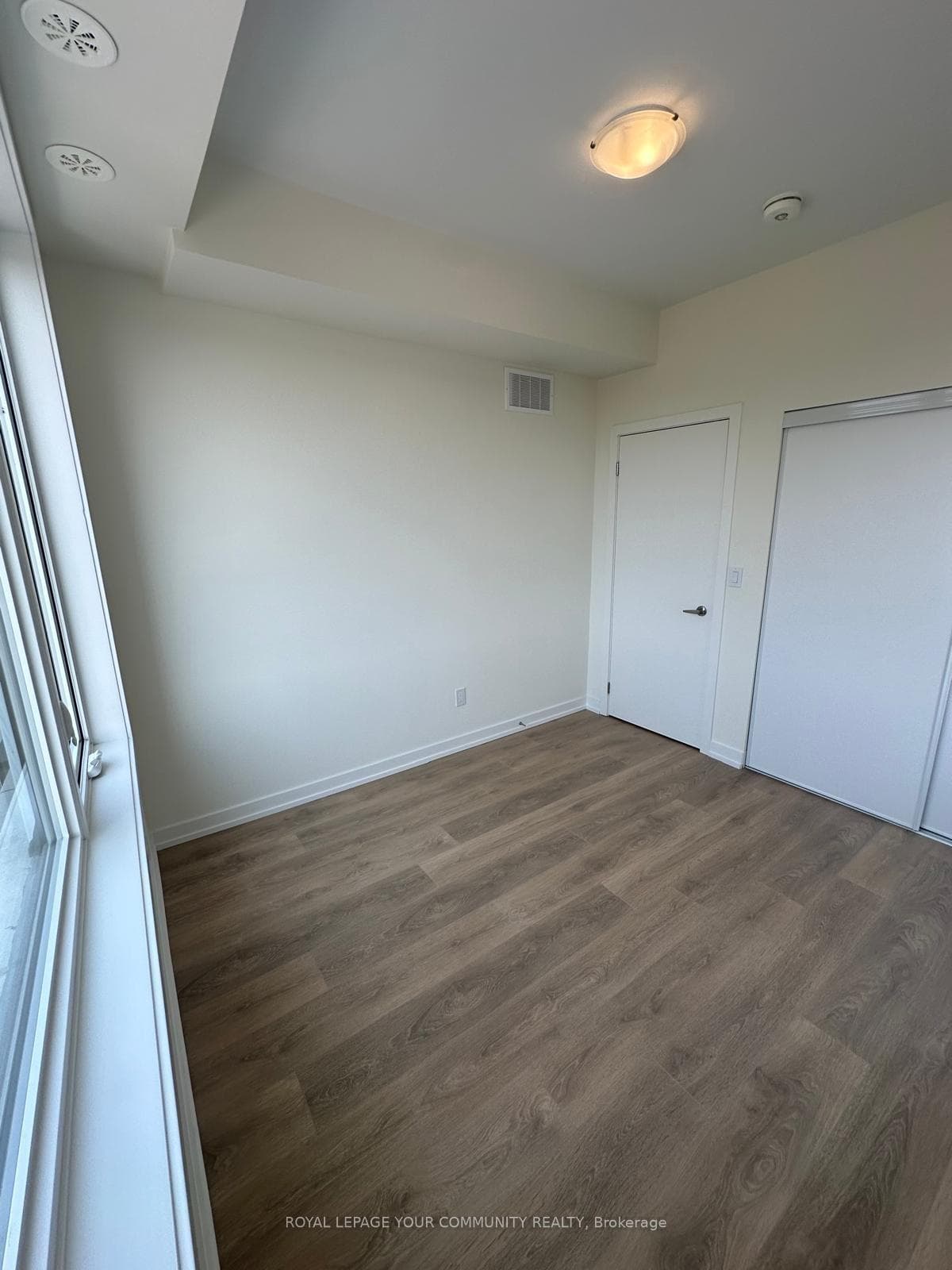 160 Densmore Road Unit 1002 photo 21