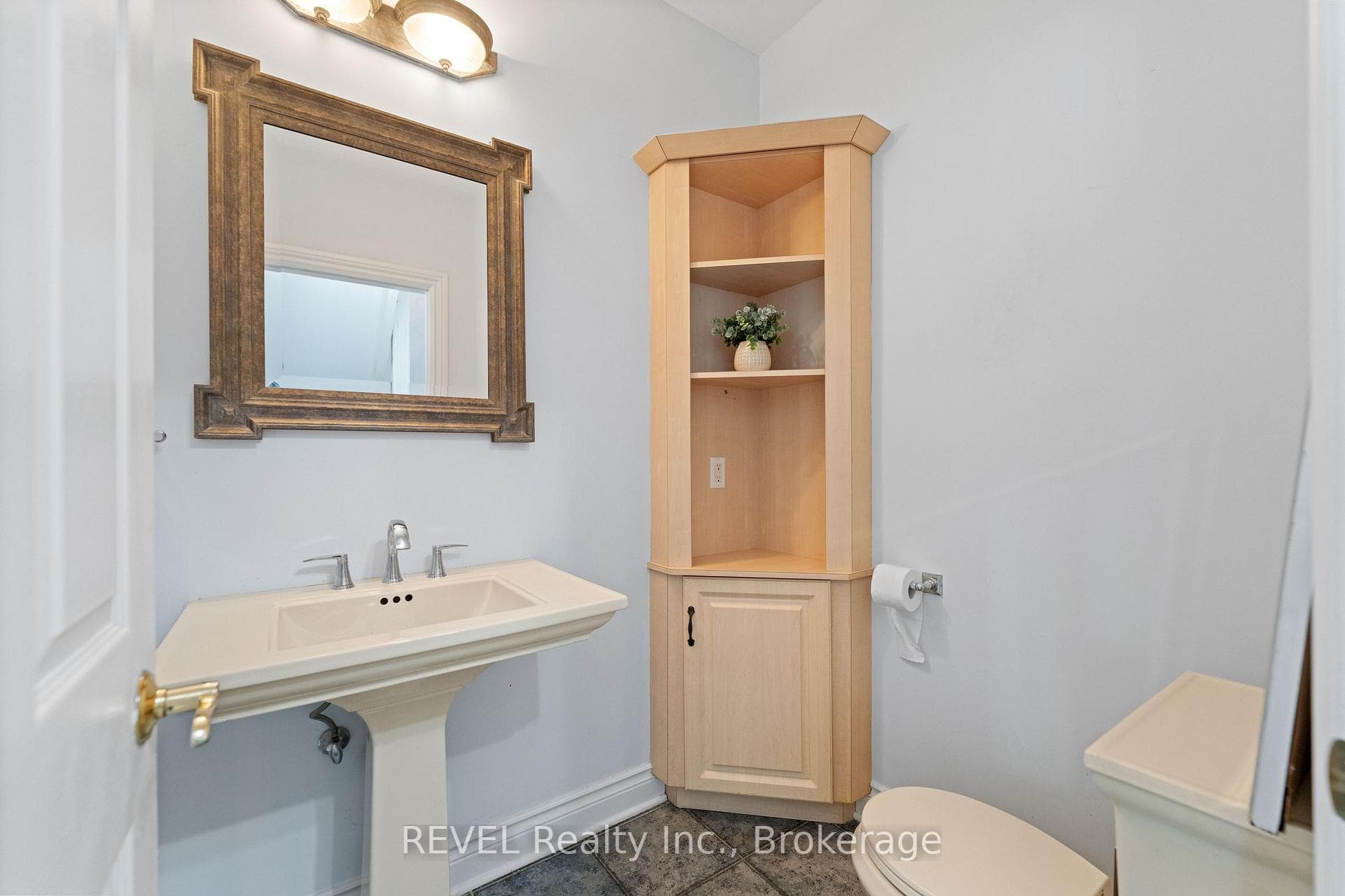 8055 Mount Carmel Boulevard photo 25