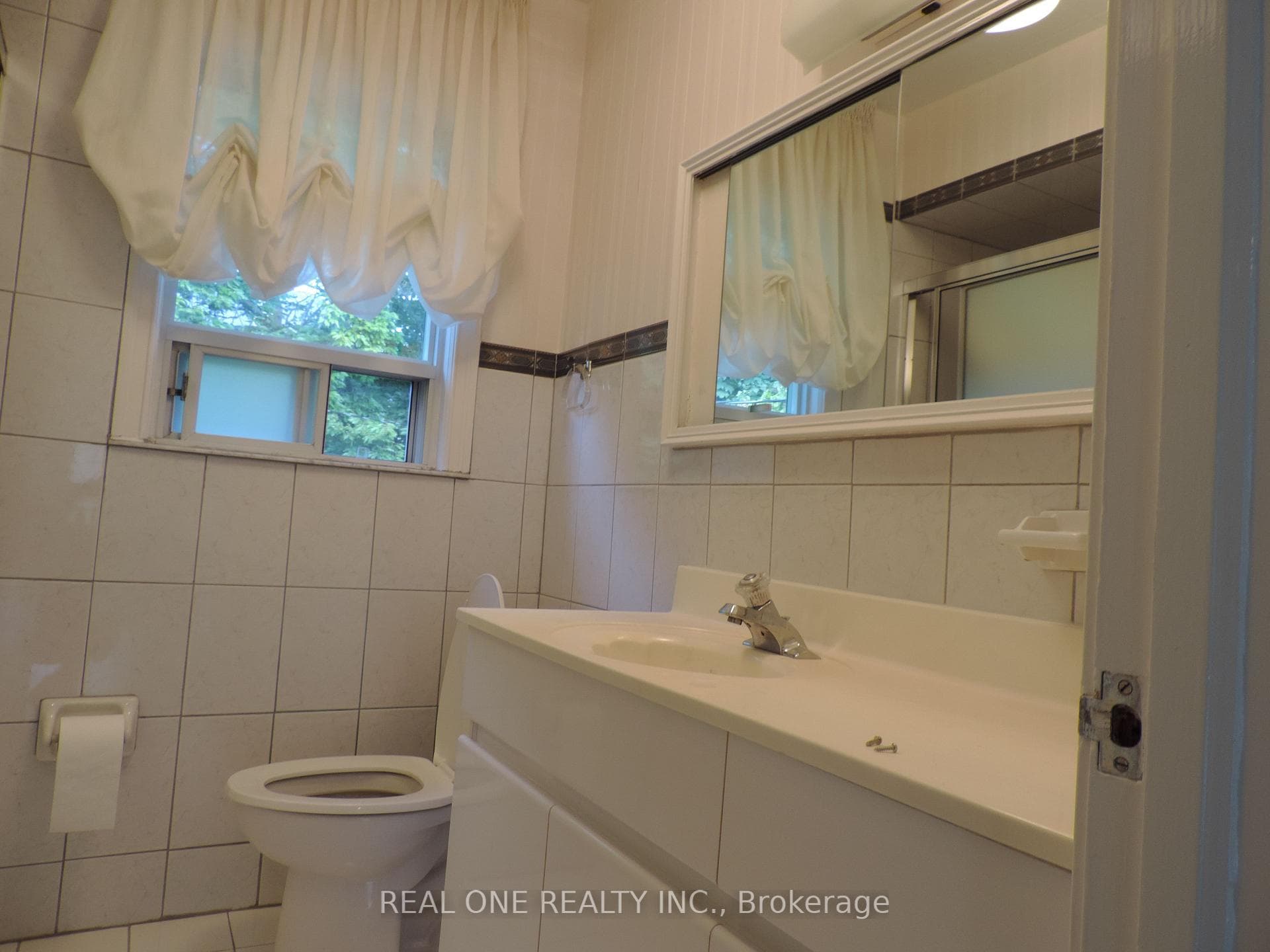 616 Briar Hill Avenue photo 12