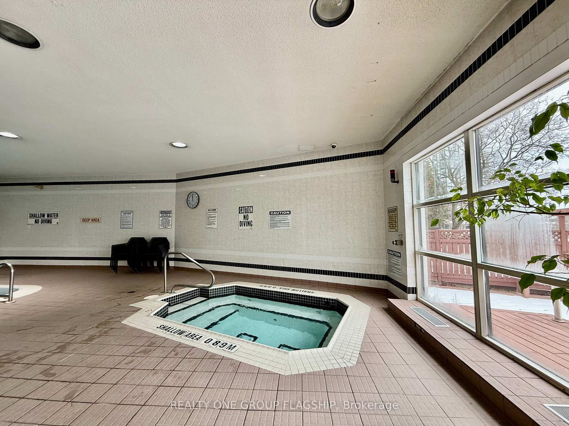 30 Harding Boulevard Unit 609 photo 7