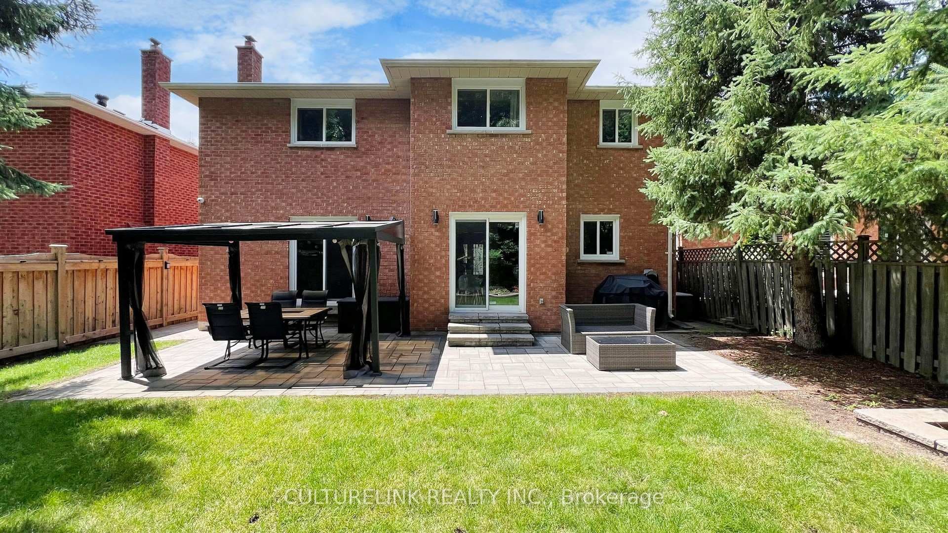 35 Edinburgh Drive photo 24