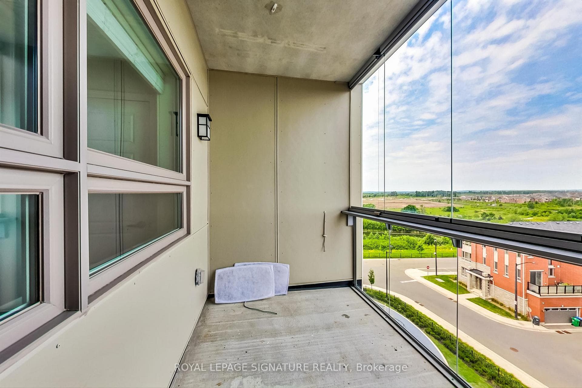 200 Lagerfeld Drive Unit 622 photo 28
