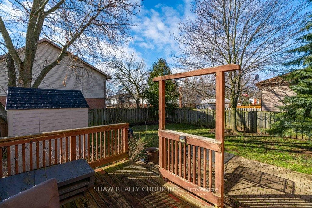 31 Sandalwood Drive photo 39