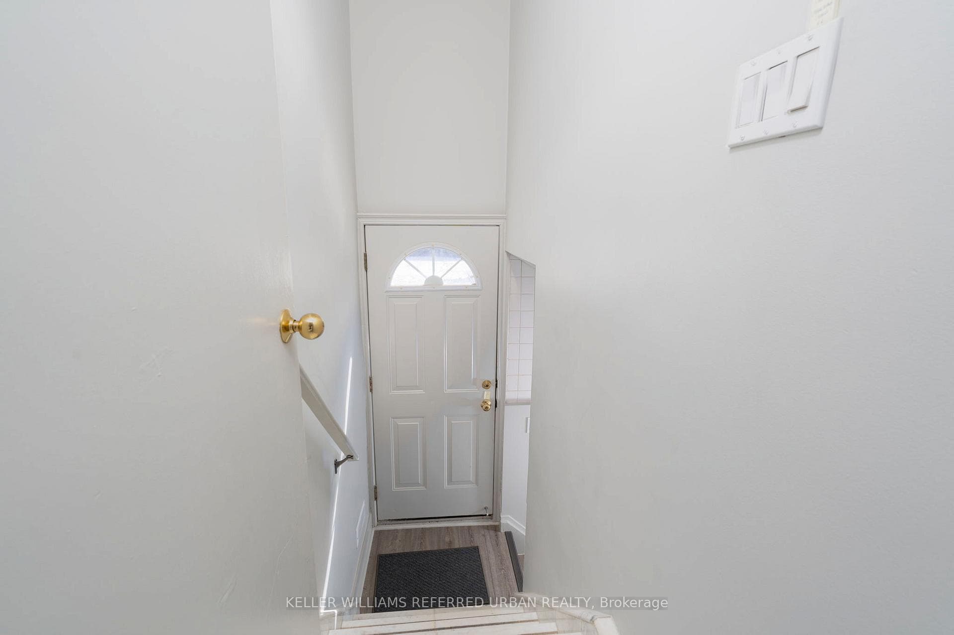 9 Redfern Avenue photo 24