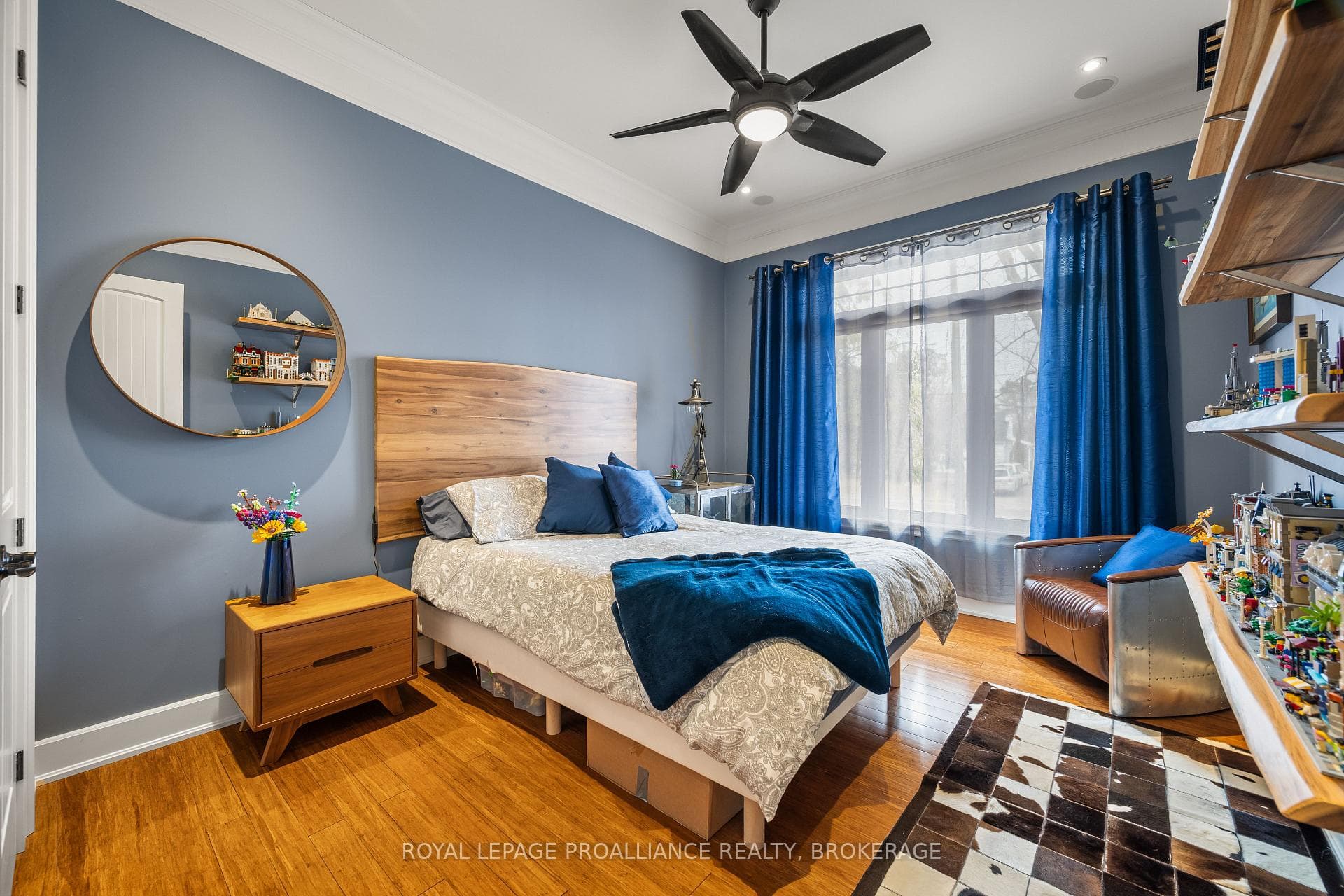 977 Woodbine Road photo 18