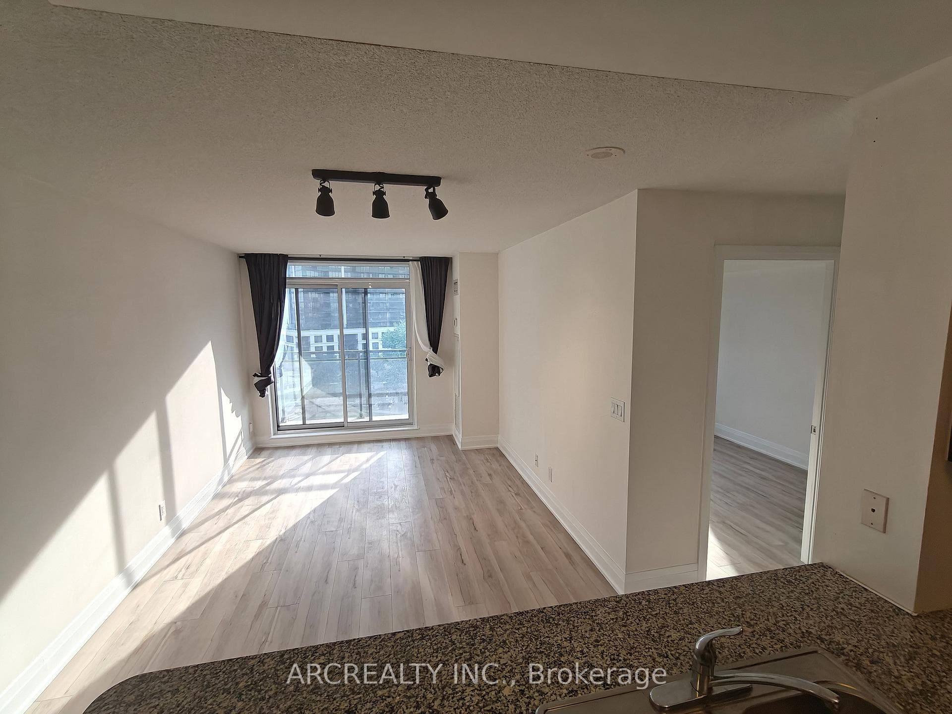1 De Boers Drive Unit 716 photo 2