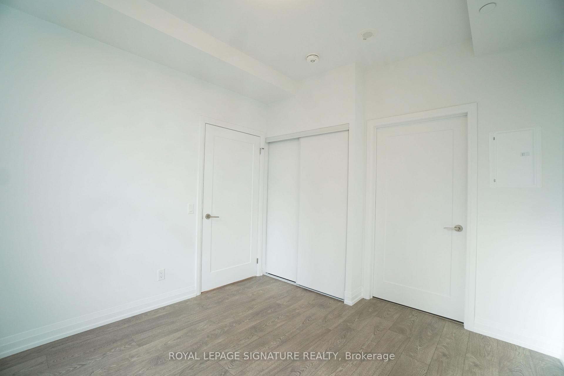 286 Main Street Unit 809 photo 14