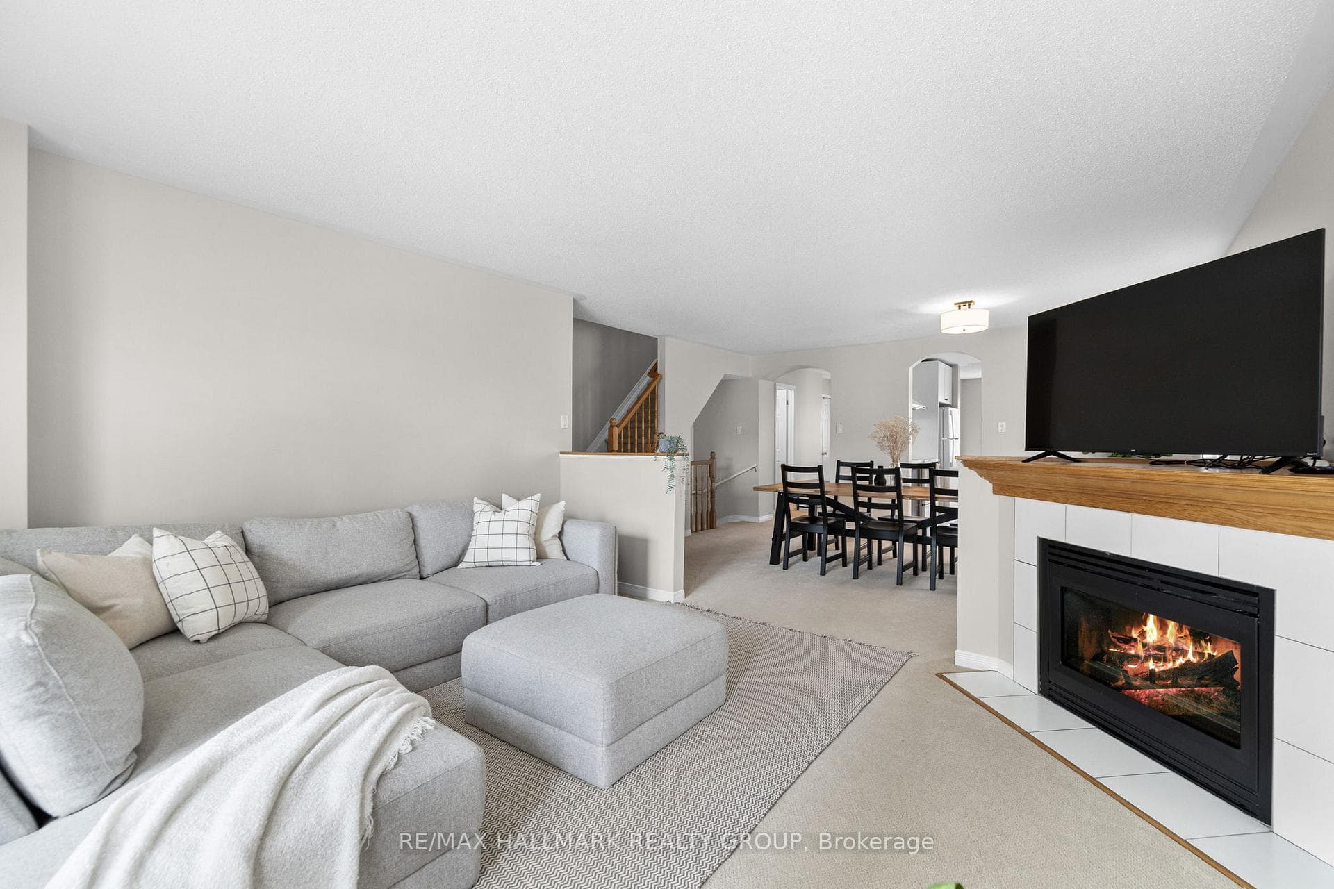 35 Thornbury Crescent photo 18