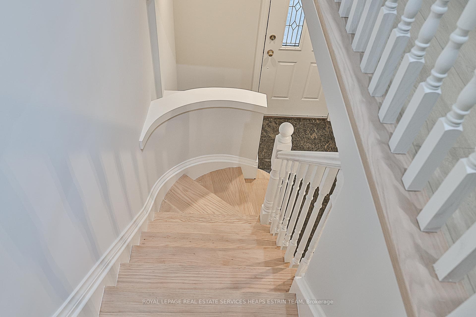 27 Southlea Avenue photo 29