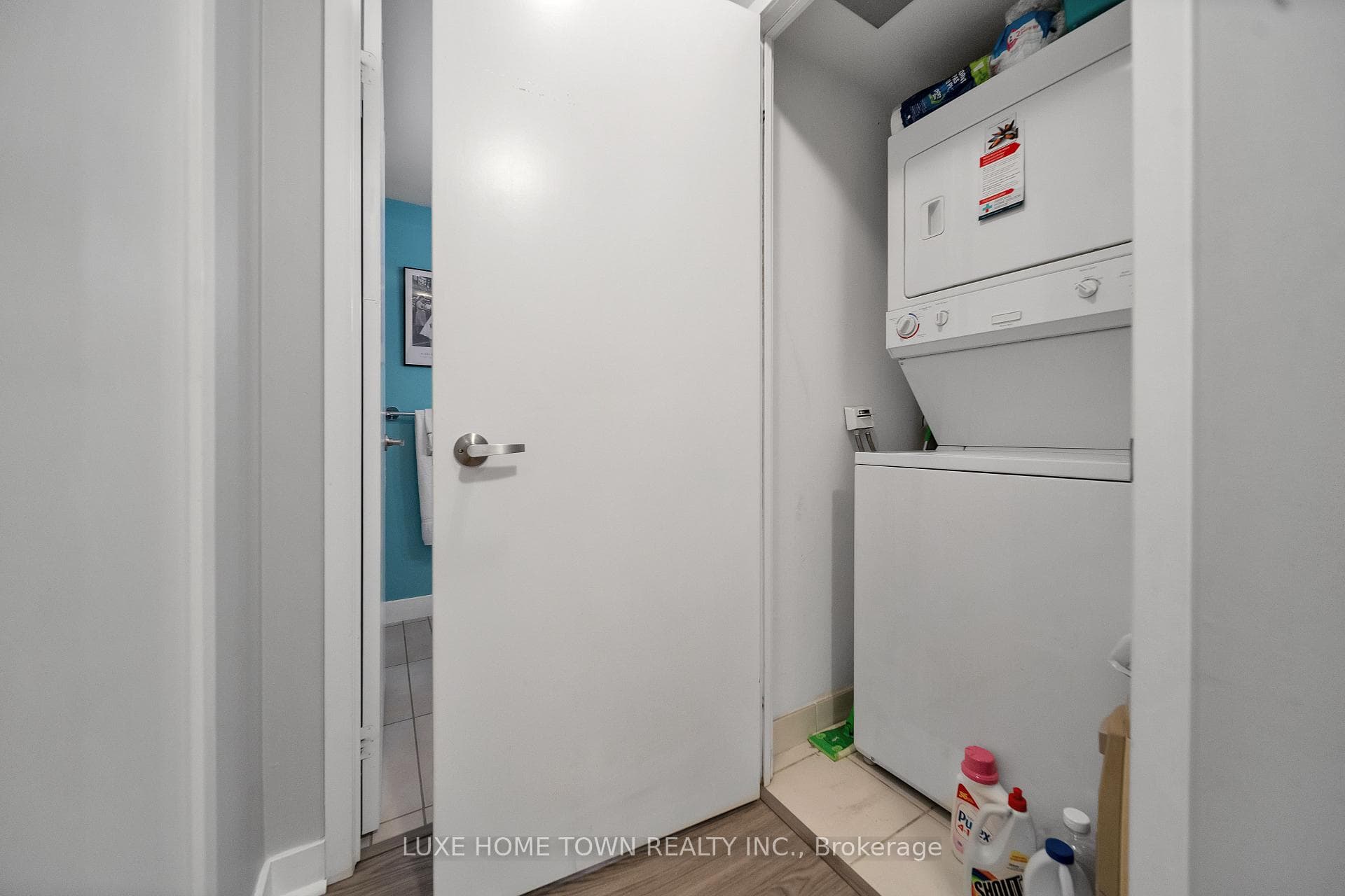 4K Spadina Avenue Unit 711 photo 25