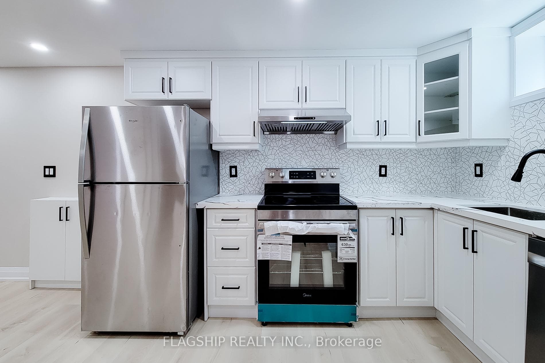 292 Glenholme Avenue photo 36