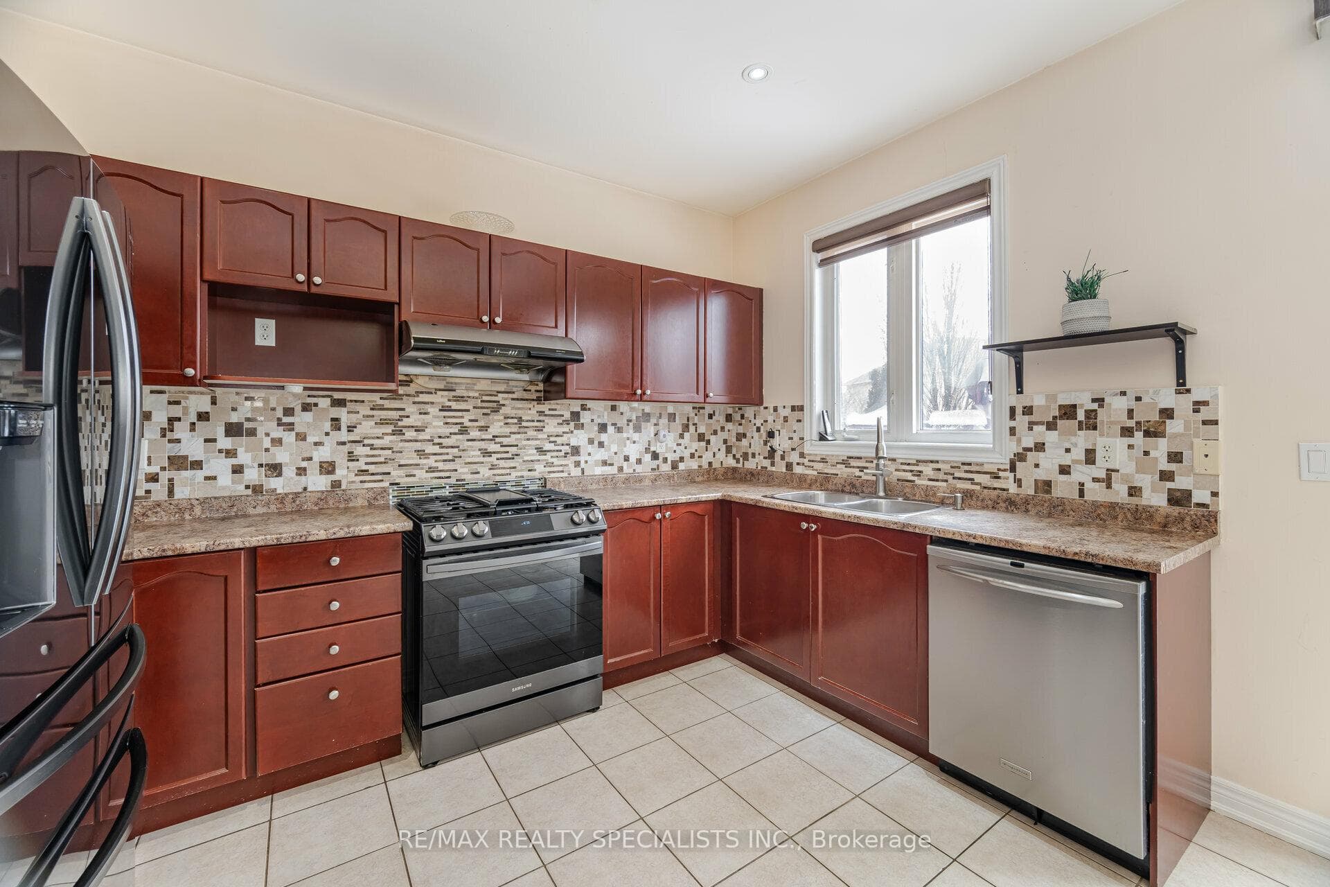 35 Quailvalley Drive photo 10