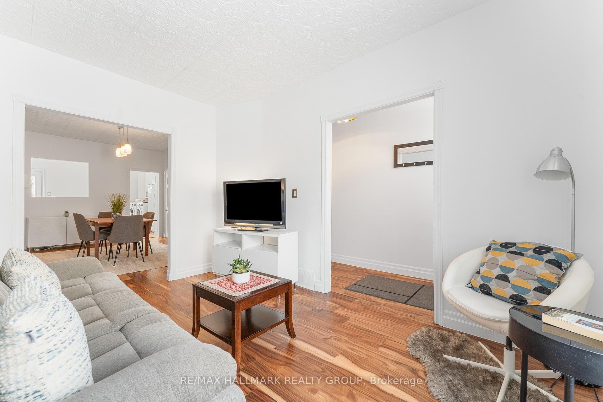 150 Arlington Avenue photo 10