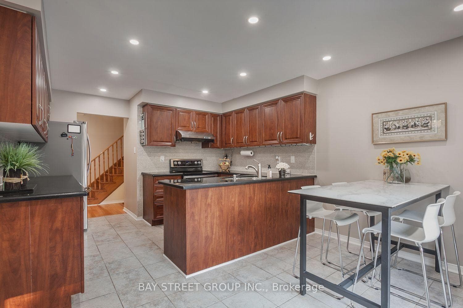 4882 Rosebush Road photo 12