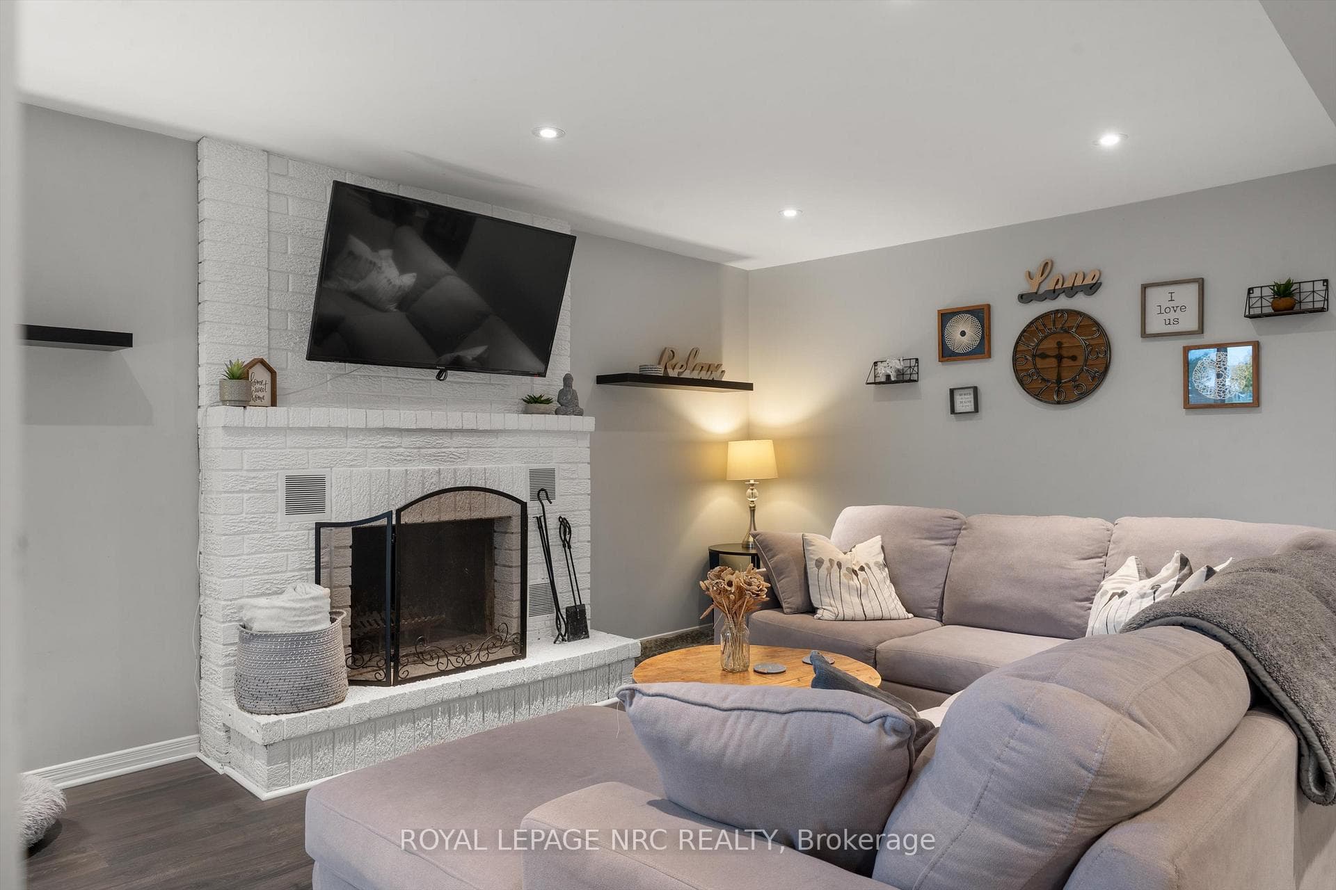26 Elderwood Drive photo 21