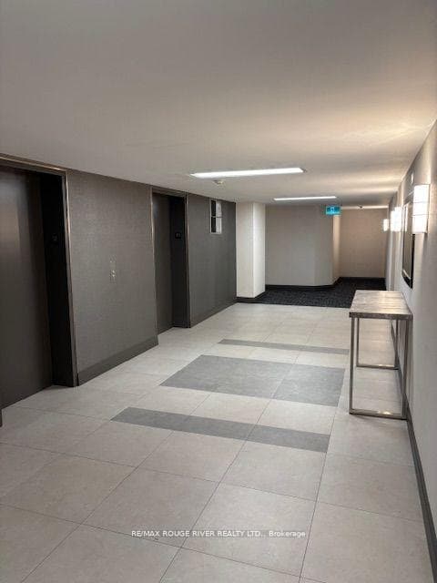 5795 Yonge Street Unit 1002 photo 15