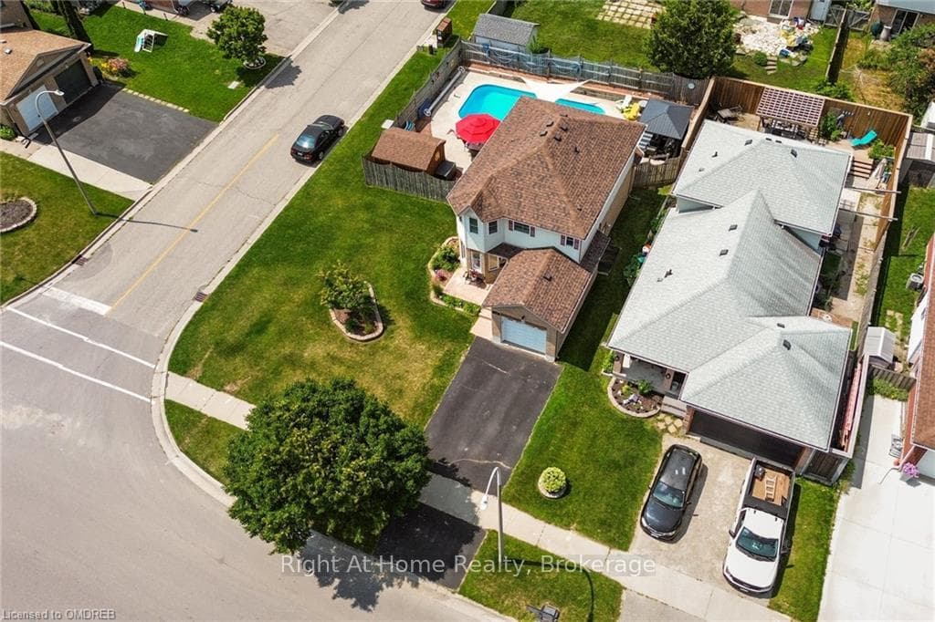 318 ERINBROOK Drive photo 40