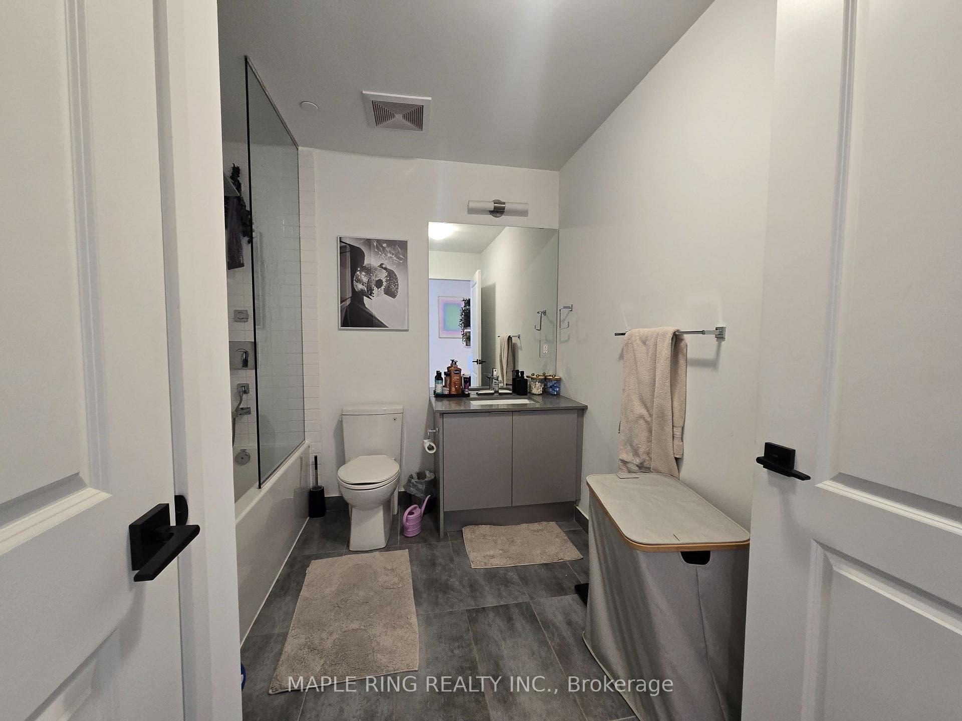 2481 Taunton Road Unit 1104 photo 8