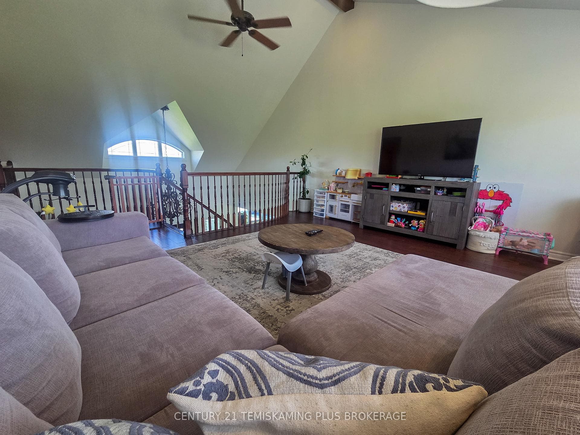 414305 Bryans Road photo 24