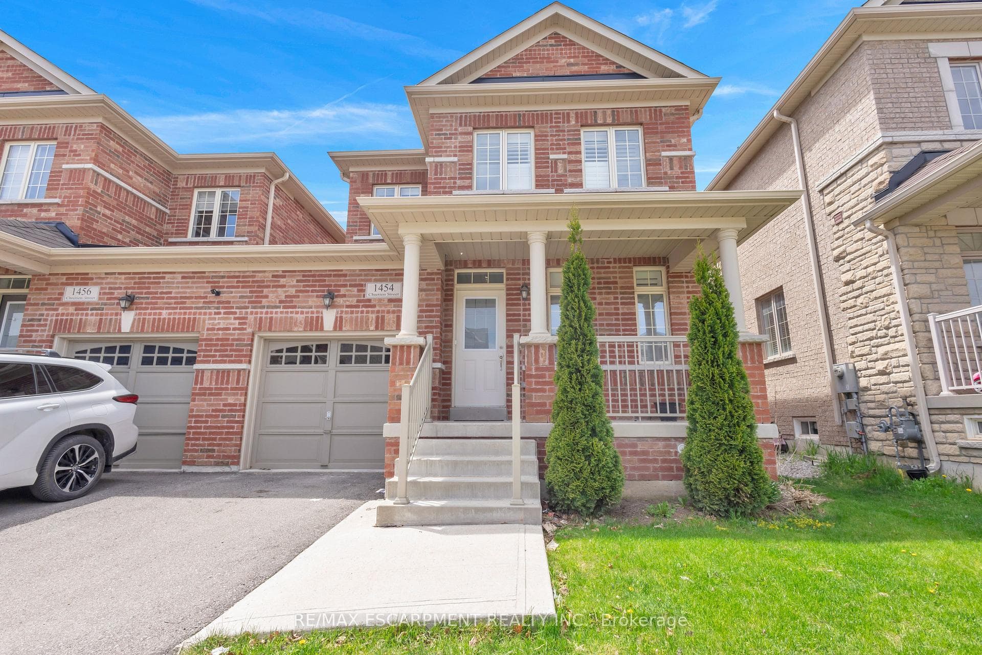1454 Chretien Street photo 1